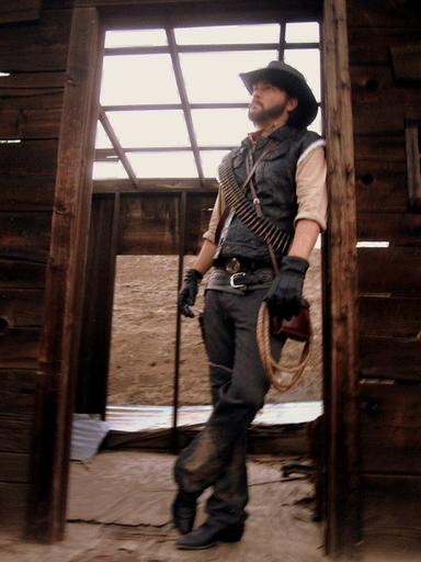 Red Dead Redemption - Шикарный косплей Бена Ван Дайкена из Red Dead Redemption